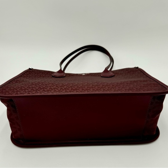 NWT Michael Kors Heidi Katy Satin Fabric Shoulder Tote Bag MK Signature - Picture 2 of 10